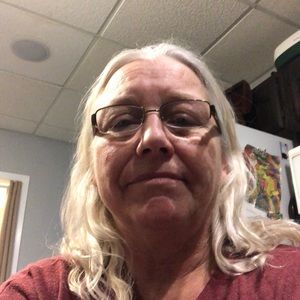 Meet your Posher, Annette